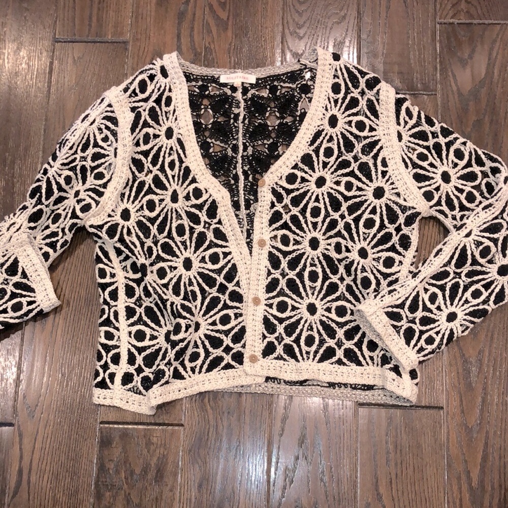 Solitaire black floral knit sweater cardigan size large